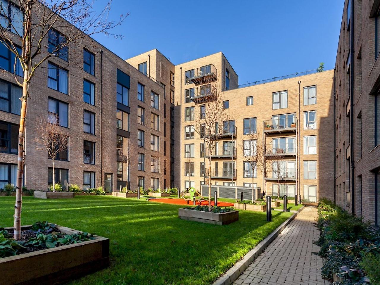Classy Cricklewood Home Londen Buitenkant foto